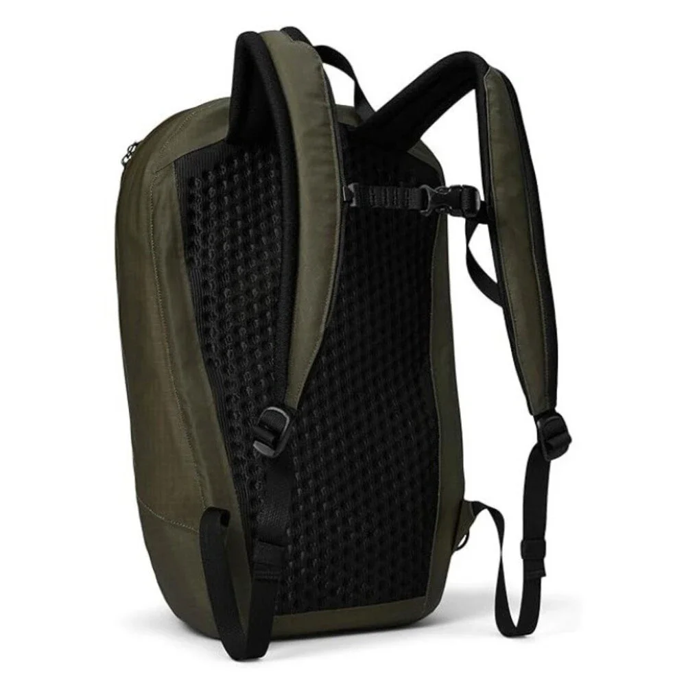 Arcteryx arc teryx